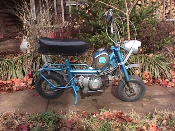 BENELLI mini cross 50 cc 1970 Vélomoteur Moto Gold Metallic 1:18 ATLAS 